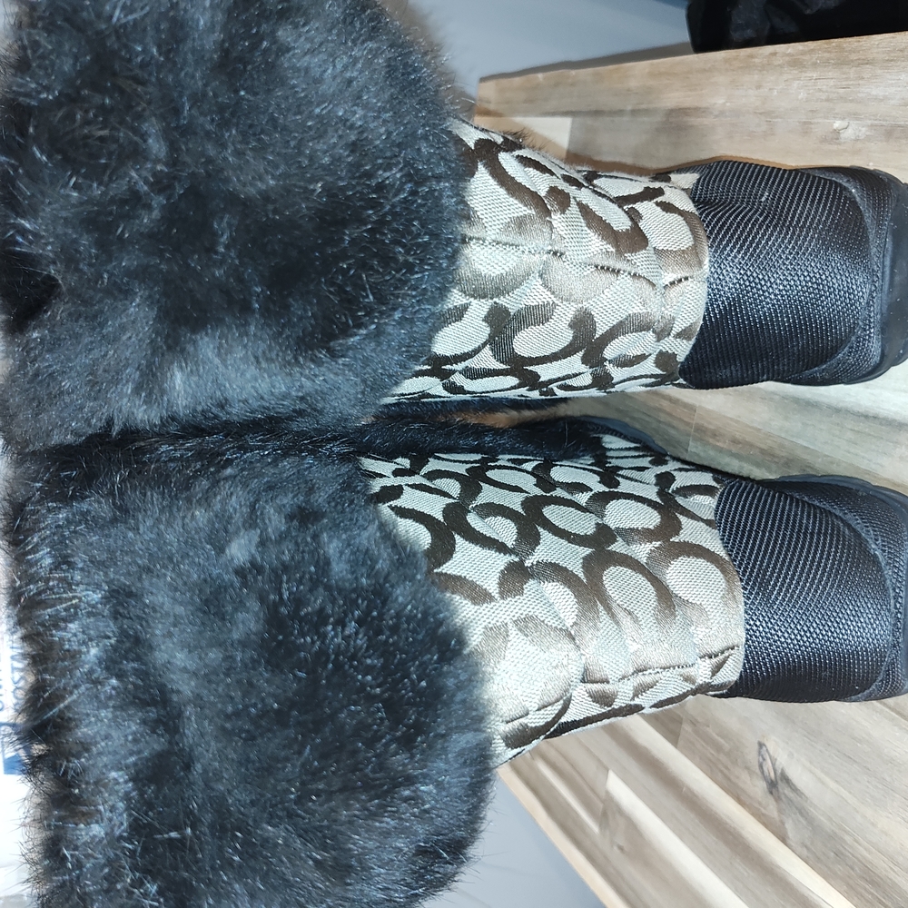 Coach Black Winter & Rain Boots with Fur Trim and Geometric Design - Picture 2 of 4